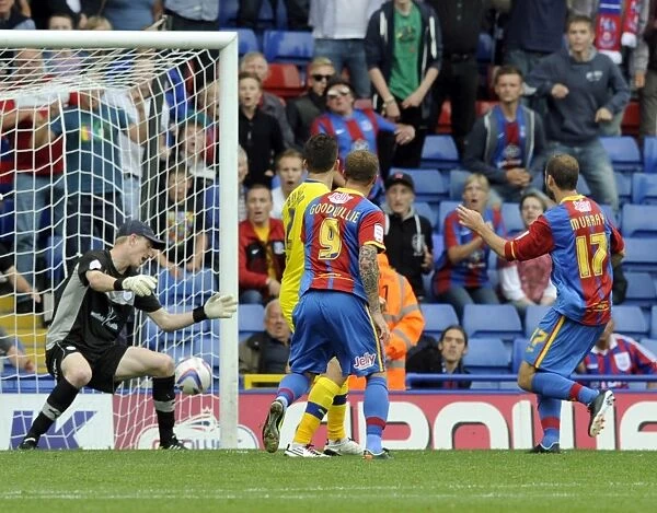 Crystal Palace v Sheffield Wednesday... GOAL... Palaces Glenn Murray beats Owls keeper Chris Kirkland with his second goal and the