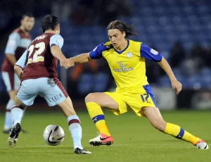 burnley v owls 53