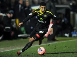 <b class=qtipBold><figcaption>macclesfield v owls 43</figcaption></b><br> macclesfield v owls 43