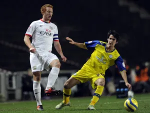 MK Dons v Sheffield Wednesday... Owls Kieran Lee closes down Dons Dean Lewington