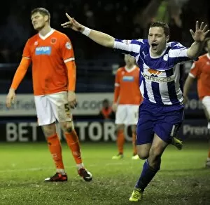 Images Dated 1st January 2014: owls v blackpool 15