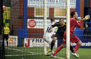 <b class=qtipBold><figcaption>rochdale v owls 27</figcaption></b><br> rochdale v owls 27