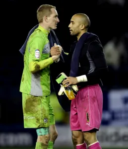 Sheffield Wednesday v Burnley... Burnleys ex Owls keeper Lee Grant with present keeper