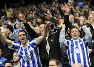 <b class=qtipBold><figcaption>Versus Wycombe 050512 021</figcaption></b><br> Versus Wycombe 050512 021