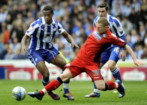 <b class=qtipBold><figcaption>Versus Wycombe 050512 027</figcaption></b><br> Versus Wycombe 050512 027