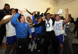 <b class=qtipBold><figcaption>Versus Wycombe 050512 046</figcaption></b><br> Versus Wycombe 050512 046