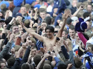 <b class=qtipBold><figcaption>Versus Wycombe 050512 110</figcaption></b><br> Versus Wycombe 050512 110