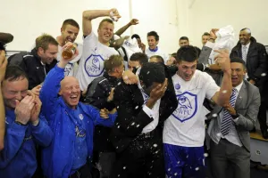<b class=qtipBold><figcaption>Versus Wycombe 050512 116</figcaption></b><br> Versus Wycombe 050512 116