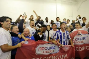 <b class=qtipBold><figcaption>Versus Wycombe 050512 119</figcaption></b><br> Versus Wycombe 050512 119