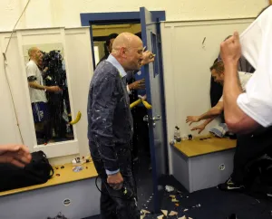 <b class=qtipBold><figcaption>Versus Wycombe 050512 122</figcaption></b><br> Versus Wycombe 050512 122