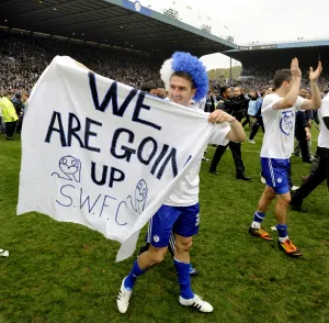 <b class=qtipBold><figcaption>Versus Wycombe 050512 131</figcaption></b><br> Versus Wycombe 050512 131