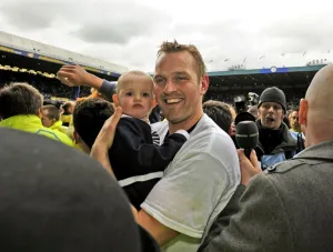 <b class=qtipBold><figcaption>Versus Wycombe 050512 135</figcaption></b><br> Versus Wycombe 050512 135